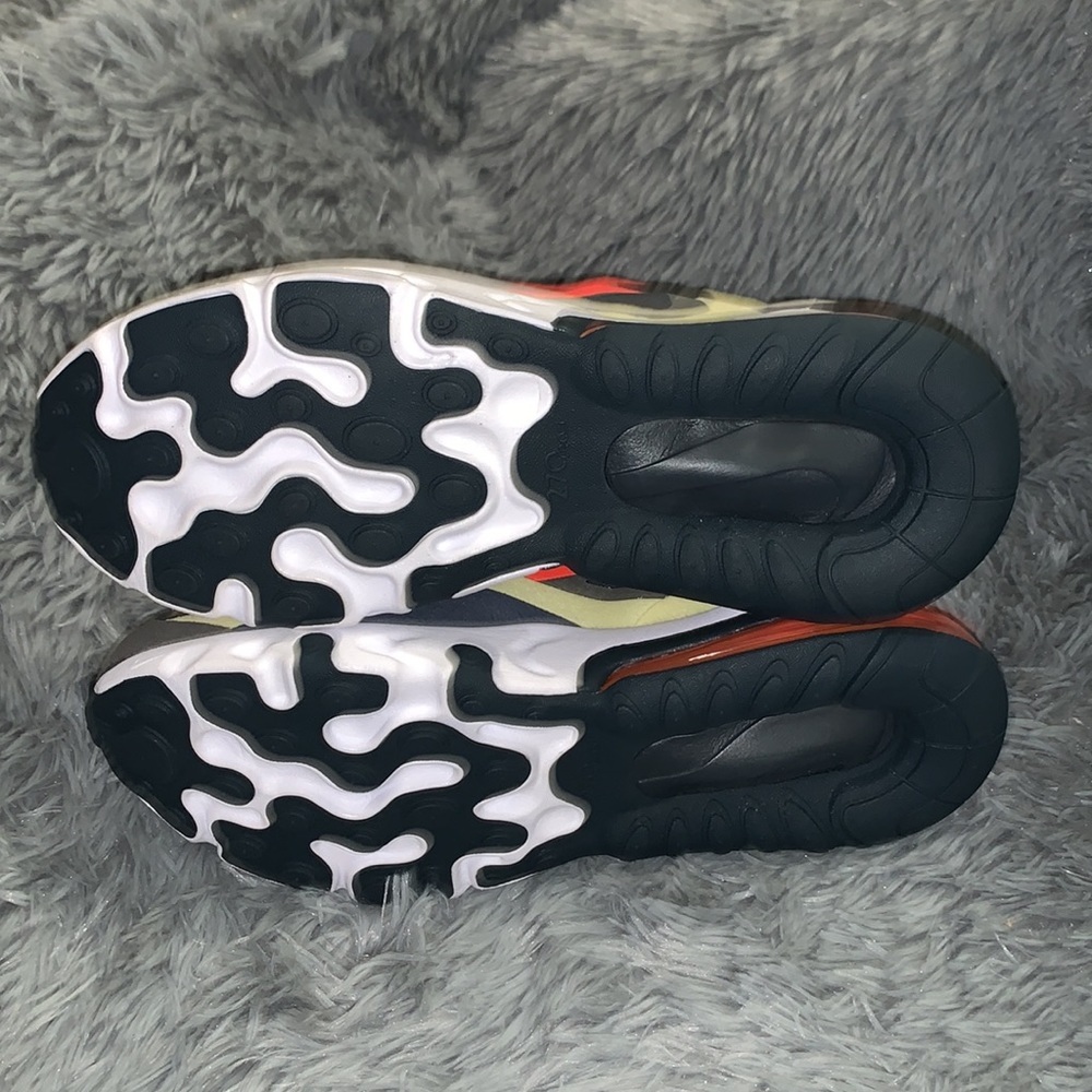 Nike Air Max React 270 7Youth/Womens 8.5 - Picture 8 of 15
